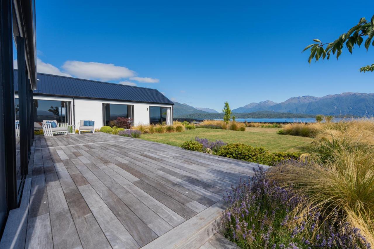 Lake House - Te Anau Holiday Home Exteriér fotografie