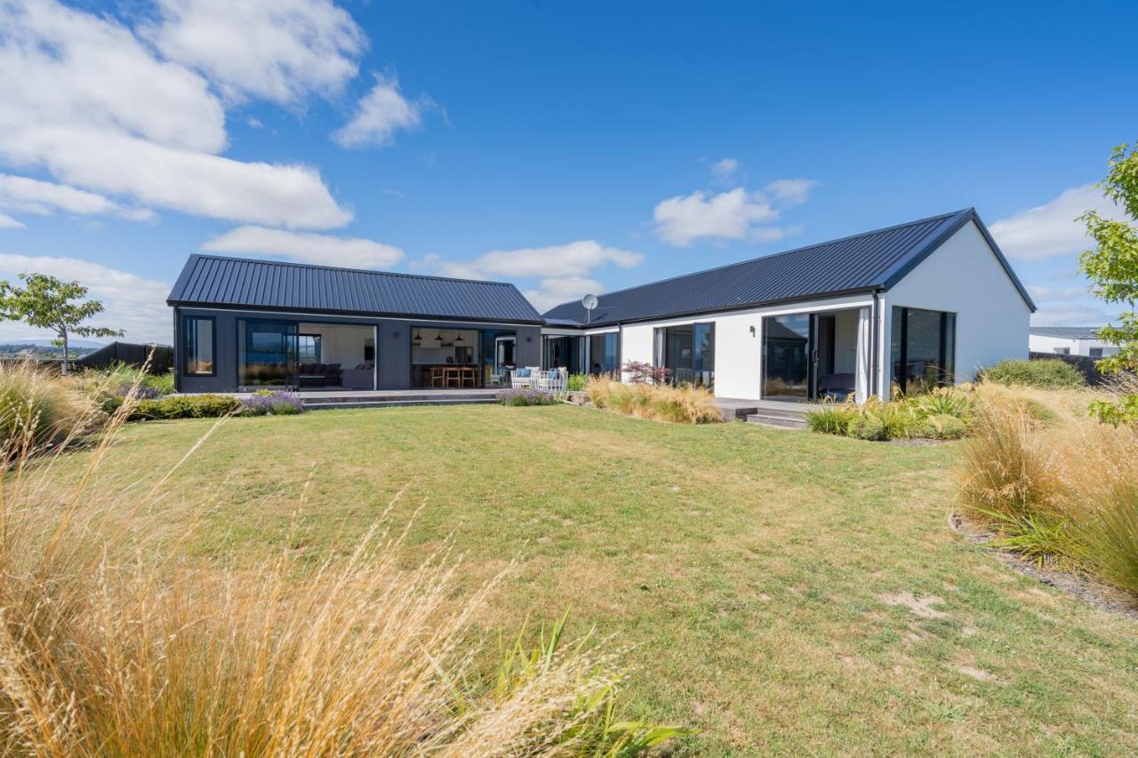 Lake House - Te Anau Holiday Home Exteriér fotografie