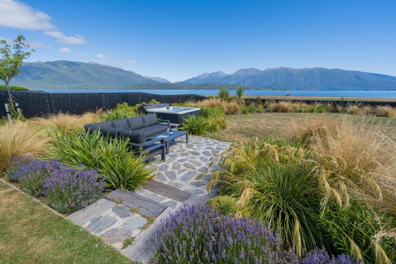 Lake House - Te Anau Holiday Home Exteriér fotografie