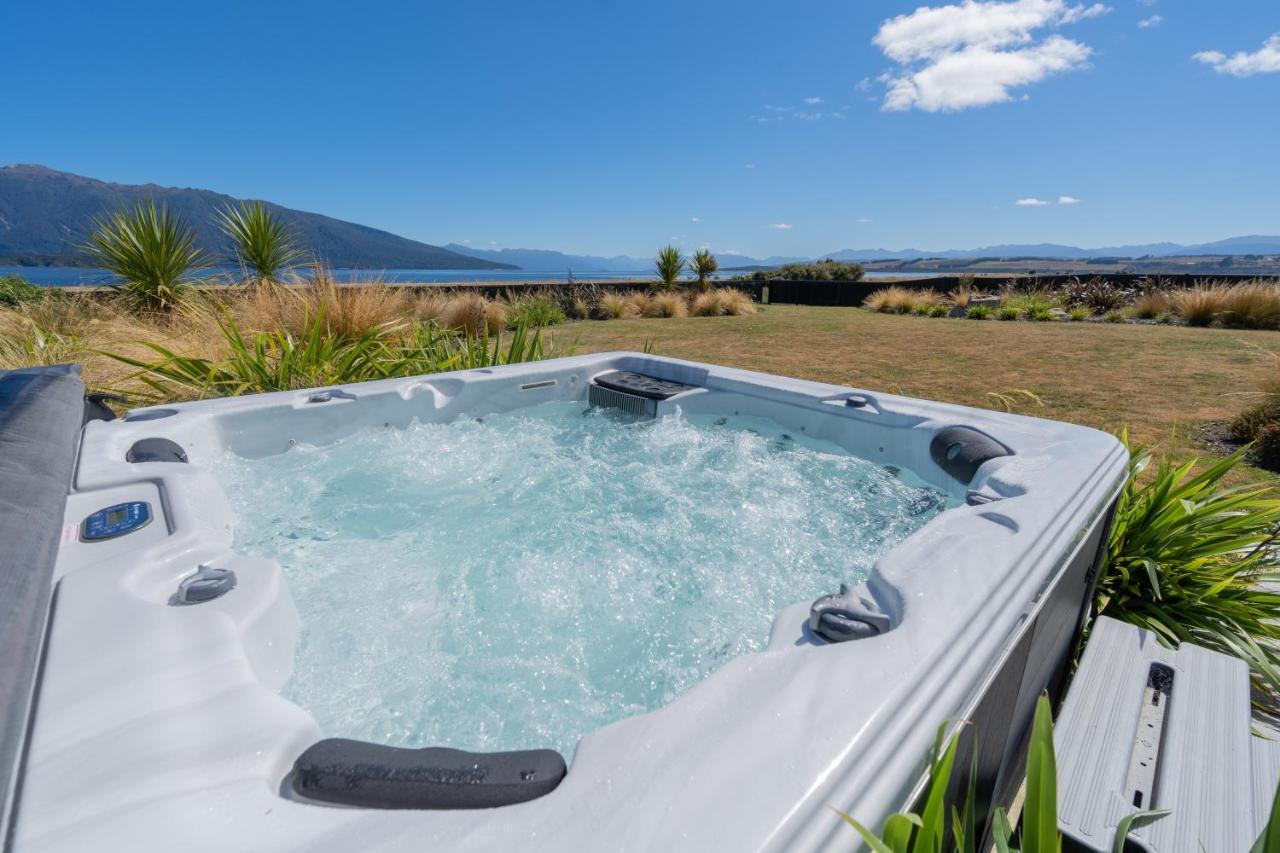 Lake House - Te Anau Holiday Home Exteriér fotografie