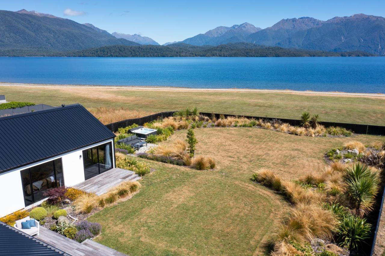 Lake House - Te Anau Holiday Home Exteriér fotografie